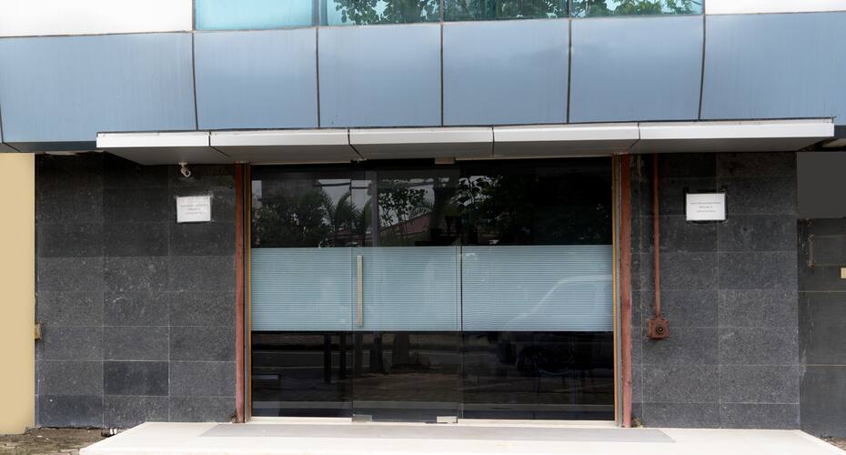 Seven Apartments Worli, Mumbai 1